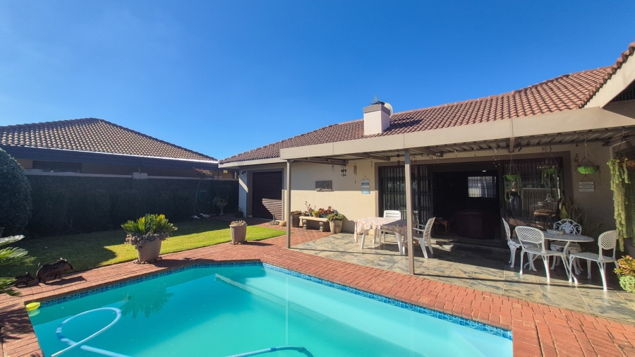 4 Bedroom Property for Sale in Baillie Park North West